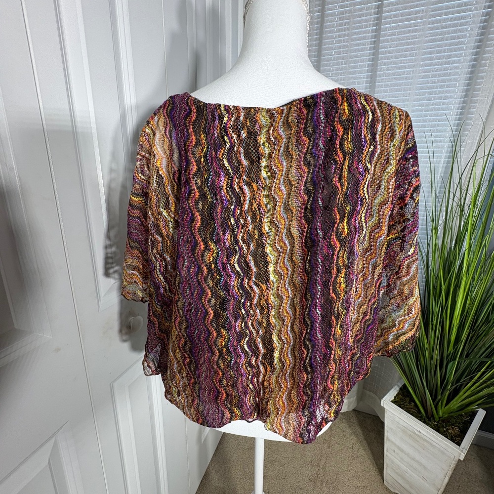 Sheer Multi-Color Top with Wavy Pattern and Boatl… - image 1